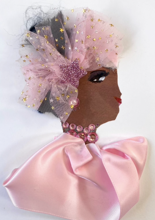 Sahana Swan's glamorous ensemble is composed of a delicate light pink dress and a choker of pink gems, complemented by a light pink tutu-style diadem adorned with shimmering stars.